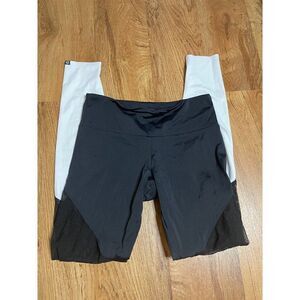 Onzie black white Colorblock leggings‎